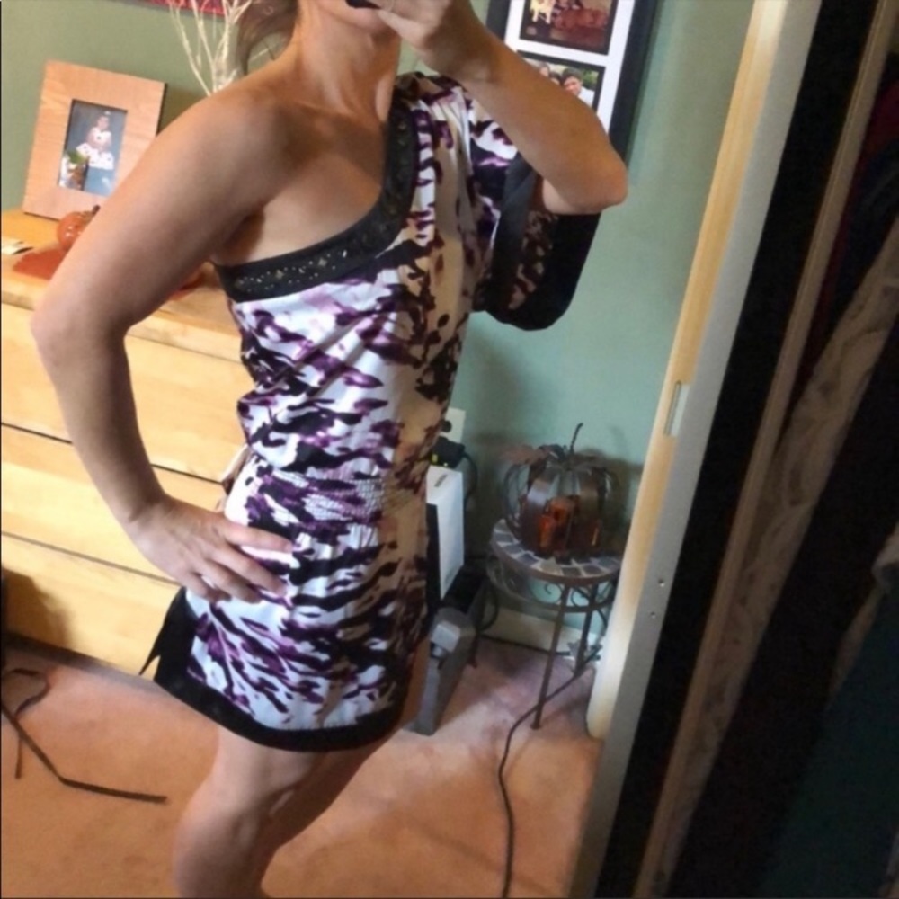 💜 Grass Collection Size Small Sassy One Shoulder Mini Dress